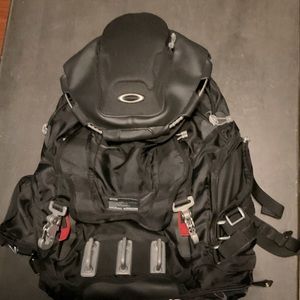 Oakley Kitchen Sink Backpack